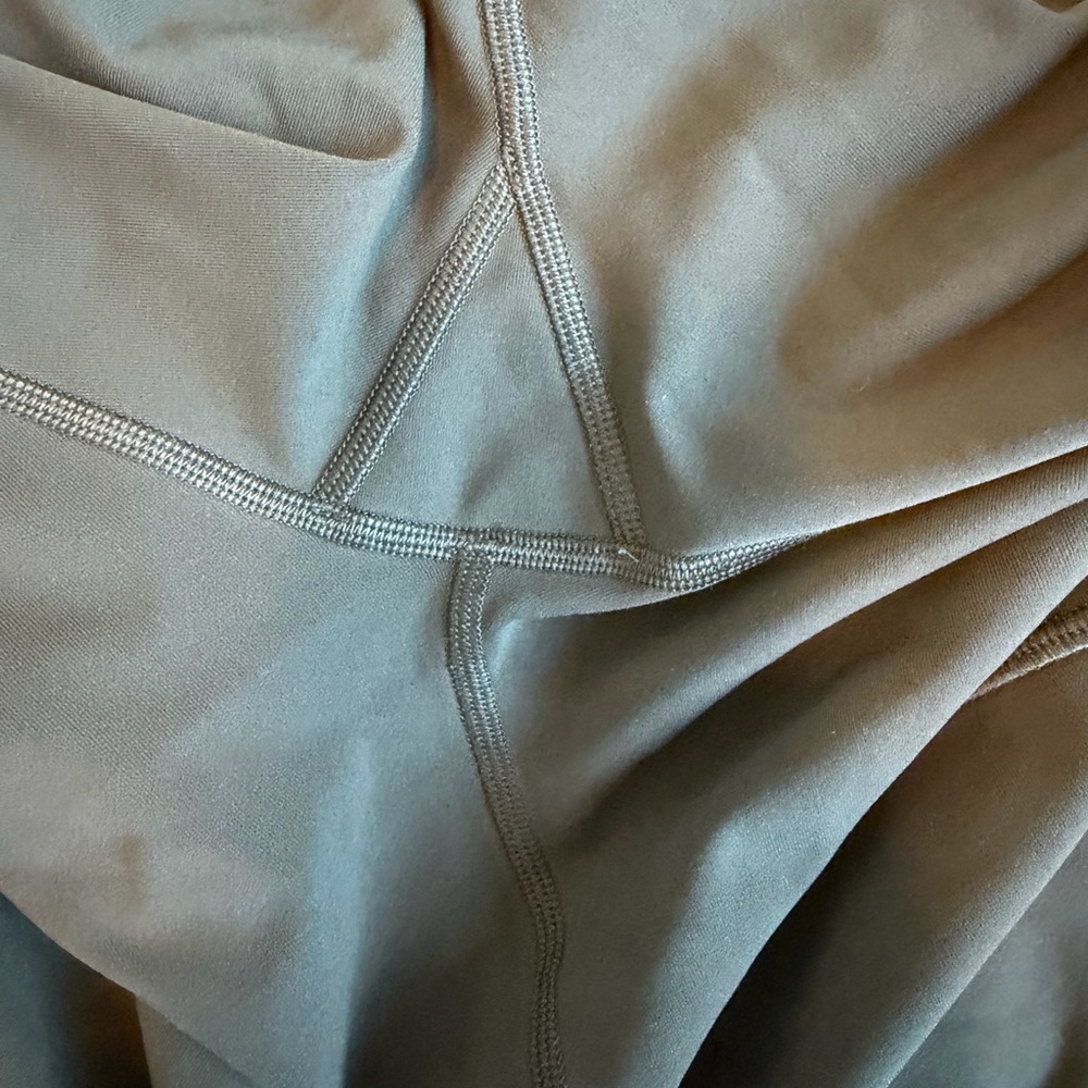 Lululemon Wunder Under Crop - Olive Green - Picture 7 of 7